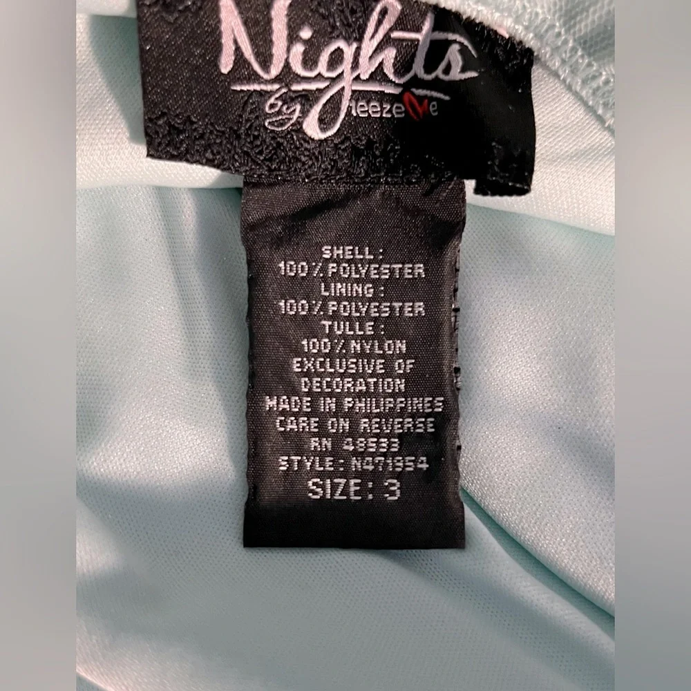 PRICE DROP!🌸 Mint Green Prom dress by (Nights by teeze me), Size 3 in Juniors. - Picture 8 of 9